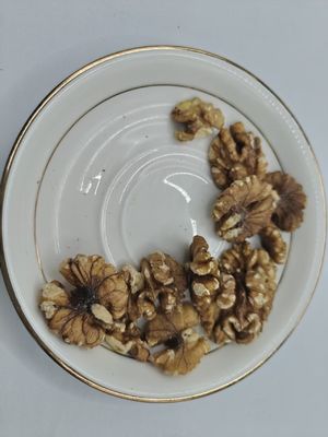 প্রিমিয়াম রোস্ট অ-সোল্টড ওয়ালনট কার্নেল