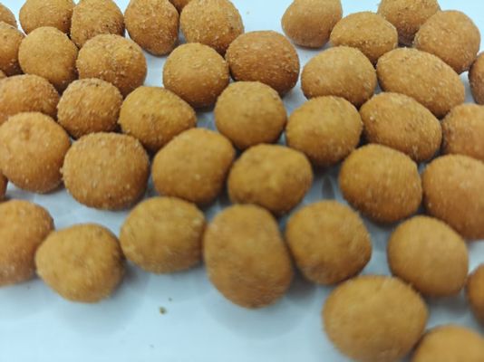 অগ্নিময় কিক এবং সুগন্ধযুক্ত স্বাদযুক্ত মশলাদার-আচ্ছাদিত বাদাম
