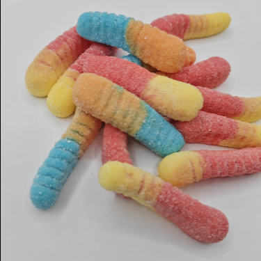 কাস্টম Caterpillar সফট ক্যান্ডি 20g*20pcs প্যাকেজ আকার স্বাস্থ্যকর গামি বিয়ার ফল স্ন্যাকস শিশুদের স্ন্যাকিং জন্য