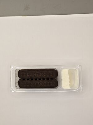 দুধ ক্রিম ডিপ ক্রিস্পস, ৩৫% দুগ্ধজাত উপাদান এবং কম্পার্টমেন্ট প্যাকেজিং - ল্যাকটোজ হ্রাসকৃত স্বাস্থ্যকর স্ন্যাক্স মিশ্রণ