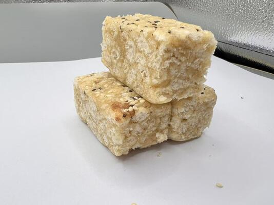 স্বাস্থ্যকর স্ন্যাক্সের জন্য দীর্ঘমেয়াদী স্যাক্রোজ বিহীন পুরো গম চিয়া বীজ সাকাইমা