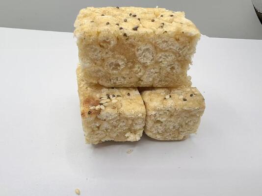 স্বাস্থ্যকর এনার্জি স্ন্যাকসের জন্য দীর্ঘ শেলফ লাইফের সাথে কোনো সুক্রোজ ছাড়া সম্পূর্ণ গমের চিয়া বীজ প্রোটিন এনার্জি বার