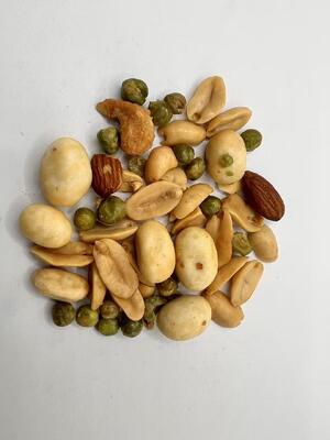 স্বাস্থ্যকর স্ন্যাক্স মিশ্রণ একাধিক প্যাকেজিং অপশনে উপলব্ধ বাল্ক ব্যাগ খুচরা বিক্রেতা ব্যাগ পিইটি জার ই এম 25 দিনের মধ্যে