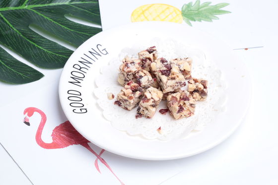 এক কামড় তিল বাদাম Crunch খাস্তা, বাদাম Snacks প্রাইভেট লেবেল পাওয়া যায়